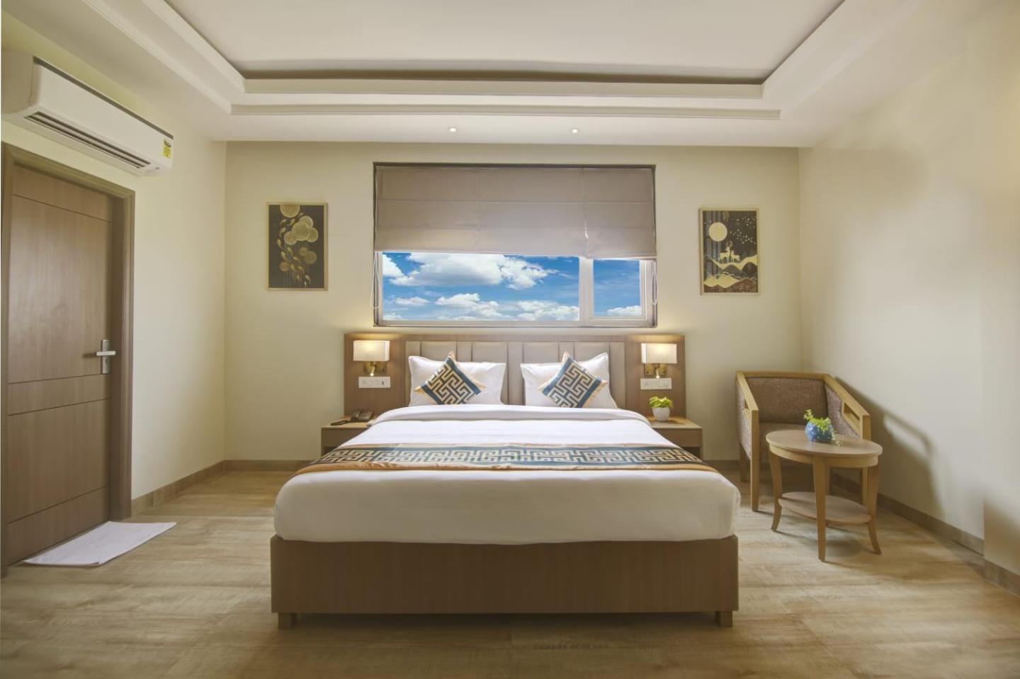 King Hotel
